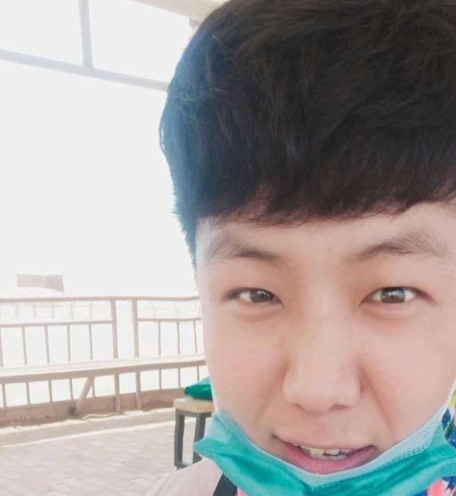 回族小伙的第一张照片--银川认干亲服务网